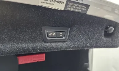 BMW 3-Series 2022, 85389 км, за 19516.02 USD - фото 31