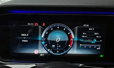Mercedes-Benz E-Class 2019, 79850 км, за 19209.47 USD - фото 8