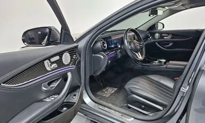 Mercedes-Benz E-Class 2019, 79850 км, за 19209.47 USD - фото 10