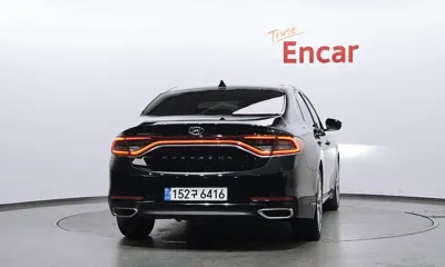 Hyundai Grandeur 2018, 125897 км, за 8995.03 USD