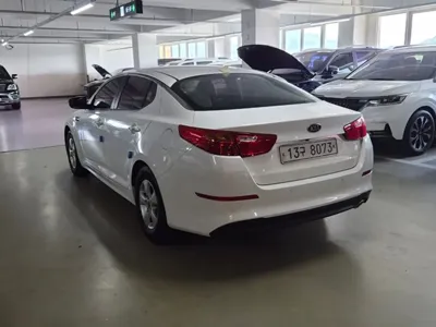 Kia K5 2015, 249000 км, за 2445.8 USD