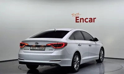 Hyundai Sonata 2017, 87663 км, за 7932.32 USD