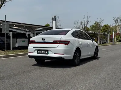 BYD Qin Pro NEV 2020, 223000 км, за 5692.99 USD