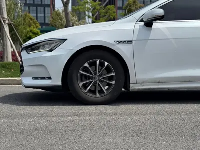 BYD Qin Pro NEV 2020, 223000 км, за 5692.99 USD - фото 9