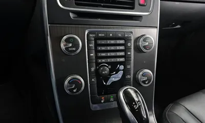 Volvo S60 2016, 73183 км, за 4230.57 USD - фото 17