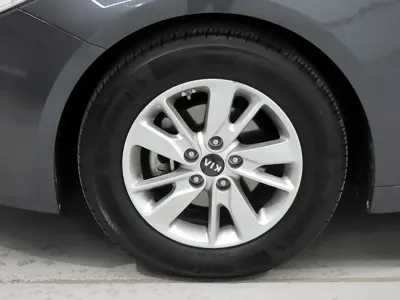 Kia K5 2016, 163786 км, за 4266.77 USD