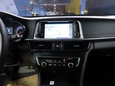 Kia K5 2016, 163786 км, за 4266.77 USD - фото 18