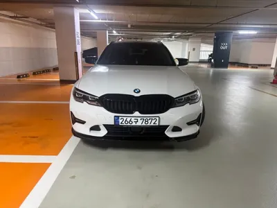 BMW 3-Series 2021, 88000 км, за 16604.8 USD