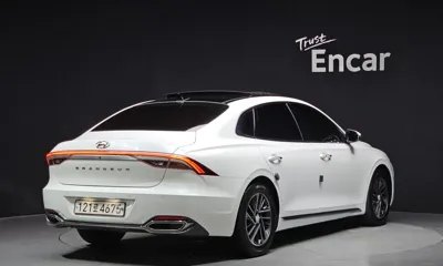 Hyundai Grandeur 2022, 196767 км, за 10336.08 USD