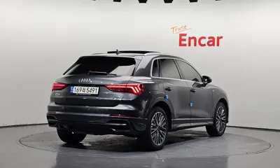 Audi Q3 2022, 156392 км, за 58605.17 USD