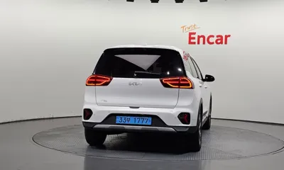 Kia Niro 2023, 117592 км, за 13456.74 USD