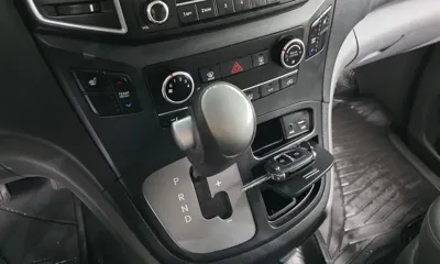 Hyundai Starex 2017, 140681 км, за 5748.26 USD - фото 9
