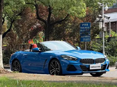 BMW Z4 2023, 1900 км, за 42524.19 USD