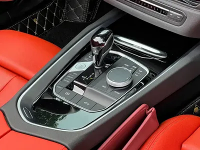 BMW Z4 2023, 1900 км, за 42644.59 USD - фото 11