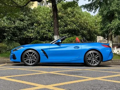 BMW Z4 2023, 1900 км, за 42644.59 USD - фото 14