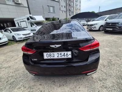 Hyundai Genesis 2016, 170544 км, за 5534.93 USD