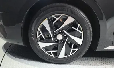Hyundai Grandeur 2022, 72112 км, за 16930.38 USD