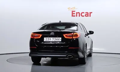 Kia K5 2014, 165539 км, за 4423.63 USD