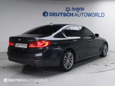BMW 5-Series 2017, 120663 км, за 14911.76 USD