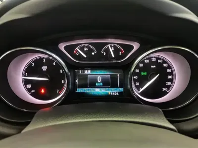 Buick Envision Plus 2019, 69000 км, за 8824.04 USD - фото 14