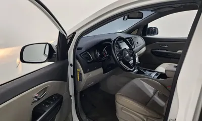 Kia Canival 2018, 73182 км, за 9116.36 USD - фото 10