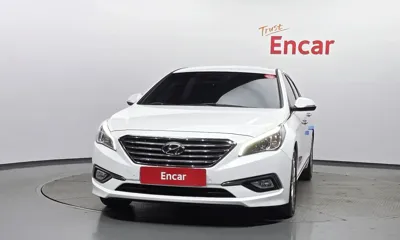 Hyundai Sonata 2017, 157008 км, за 5120.13 USD