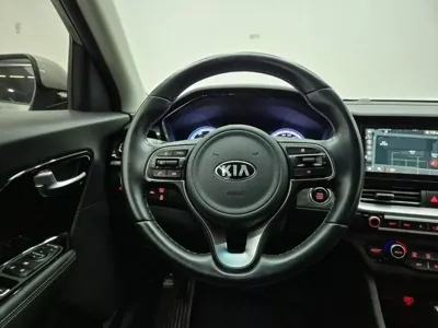 Kia Niro 2020, 44989 км, за 11171.35 USD - фото 12
