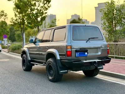 Toyota Land Cruiser 1994, 250000 км, за 21832.91 USD