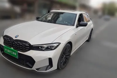 BMW 3 Series · 2023 год