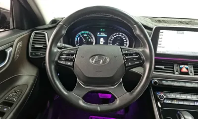 Hyundai Grandeur 2018, 187550 км, за 8589.36 USD - фото 13