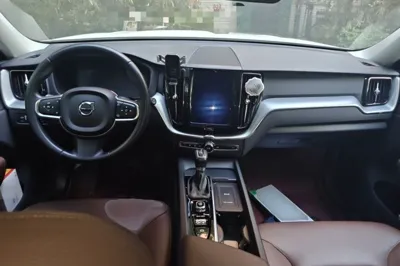 Volvo XC60 2019, 122700 км, за 15889 USD - фото 7