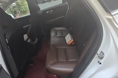 Volvo XC60 2019, 122700 км, за 15889 USD - фото 14