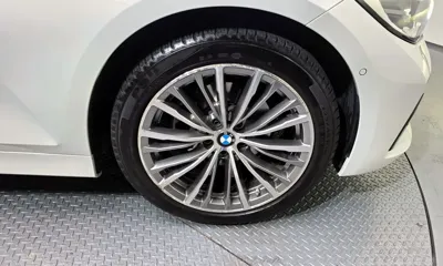 BMW 3-Series 2022, 39568 км, за 18830.52 USD