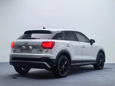 Audi Q2L 2021, 52000 км, за 12542.53 USD