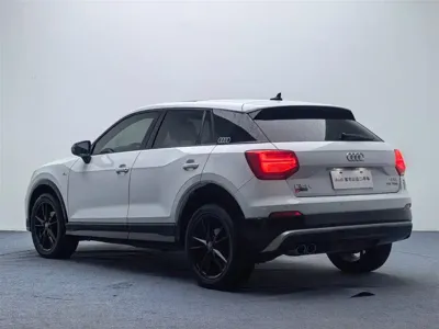 Audi Q2L 2021, 52000 км, за 12542.53 USD