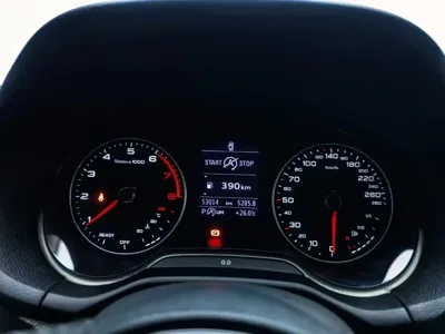 Audi Q2L 2021, 52000 км, за 12471.75 USD - фото 8