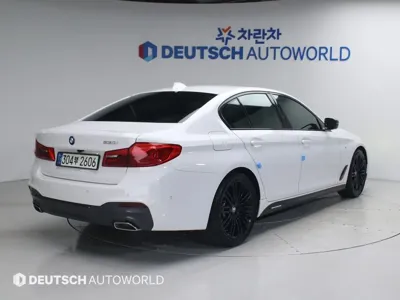 BMW 5-Series 2020, 82494 км, за 18314.3 USD