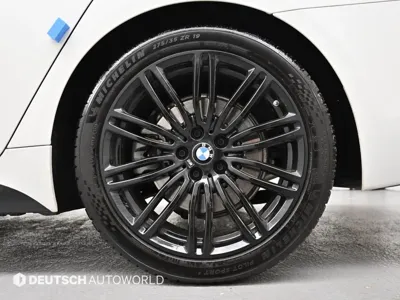 BMW 5-Series 2020, 82494 км, за 18314.3 USD