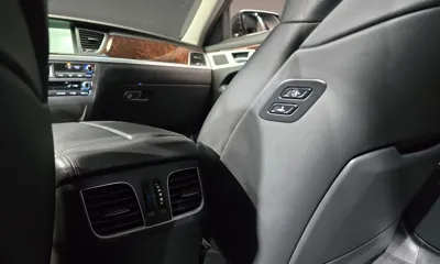 Hyundai Genesis 2015, 178563 км, за 6435.67 USD - фото 18