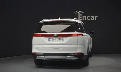 Kia Canival 2021, 118540 км, за 15827.8 USD