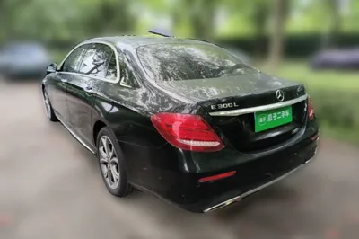Mercedes-Benz E-Class 2020, 123500 км, за 25168 USD