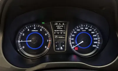 Hyundai Grandeur 2017, 116260 км, за 6502.89 USD - фото 8