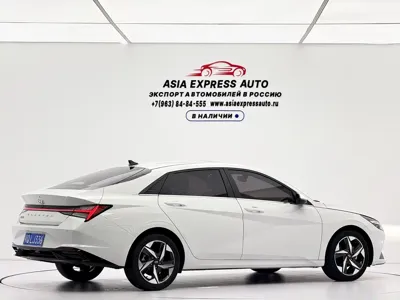 Hyundai Elantra 2023, 27000 км, за 13945.34 USD