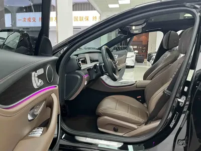 Mercedes-Benz E-Class 2024, 30000 км, за 42169.89 USD