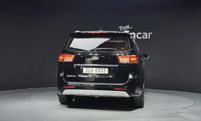 Kia Canival 2017, 137546 км, за 6871.49 USD