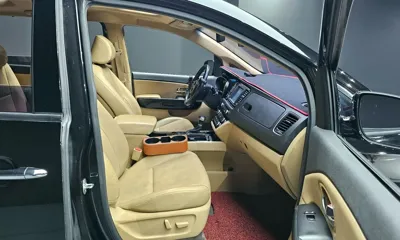 Kia Canival 2017, 137546 км, за 6871.49 USD - фото 11