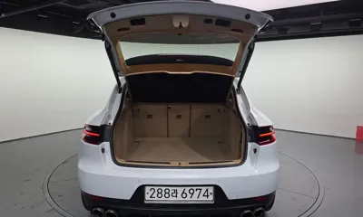 Porsche Macan 2017, 178706 км, за 15328.71 USD - фото 20
