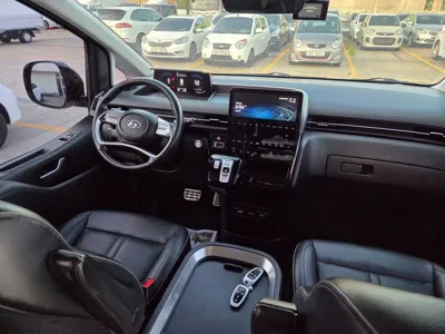 Hyundai Staria 2022, 97510 км, за 16156.36 USD - фото 9