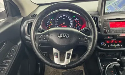 Kia Sportage 2013, 155647 км, за 3610.35 USD - фото 12