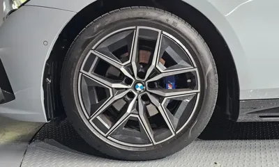 BMW 5-Series 2024, 40304 км, за 35753.74 USD